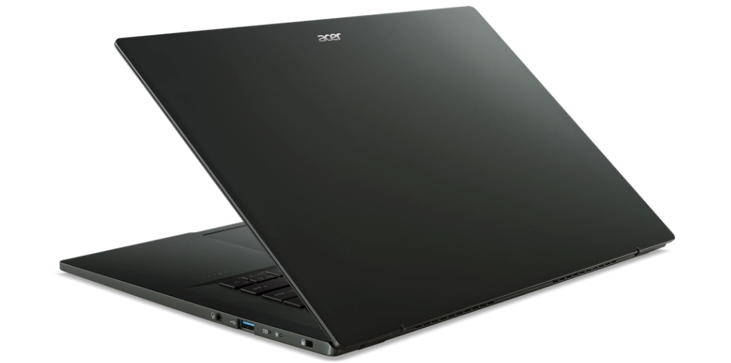 Acer Swift Edge 16 2023 trở hữu trọng lượng chỉ 1.23kg